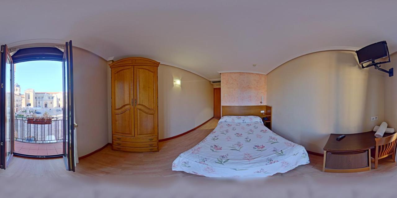 Hostal Restaurante Boccalino Leon Luaran gambar